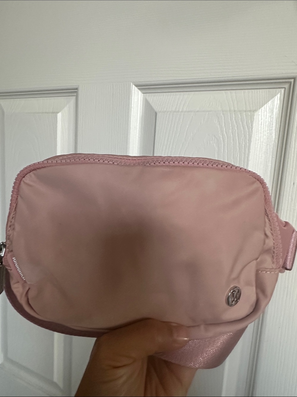Lululemon Everywhere Belt Bag 1L Twilight Rose Dusty Pink Metal Logo Crossbody